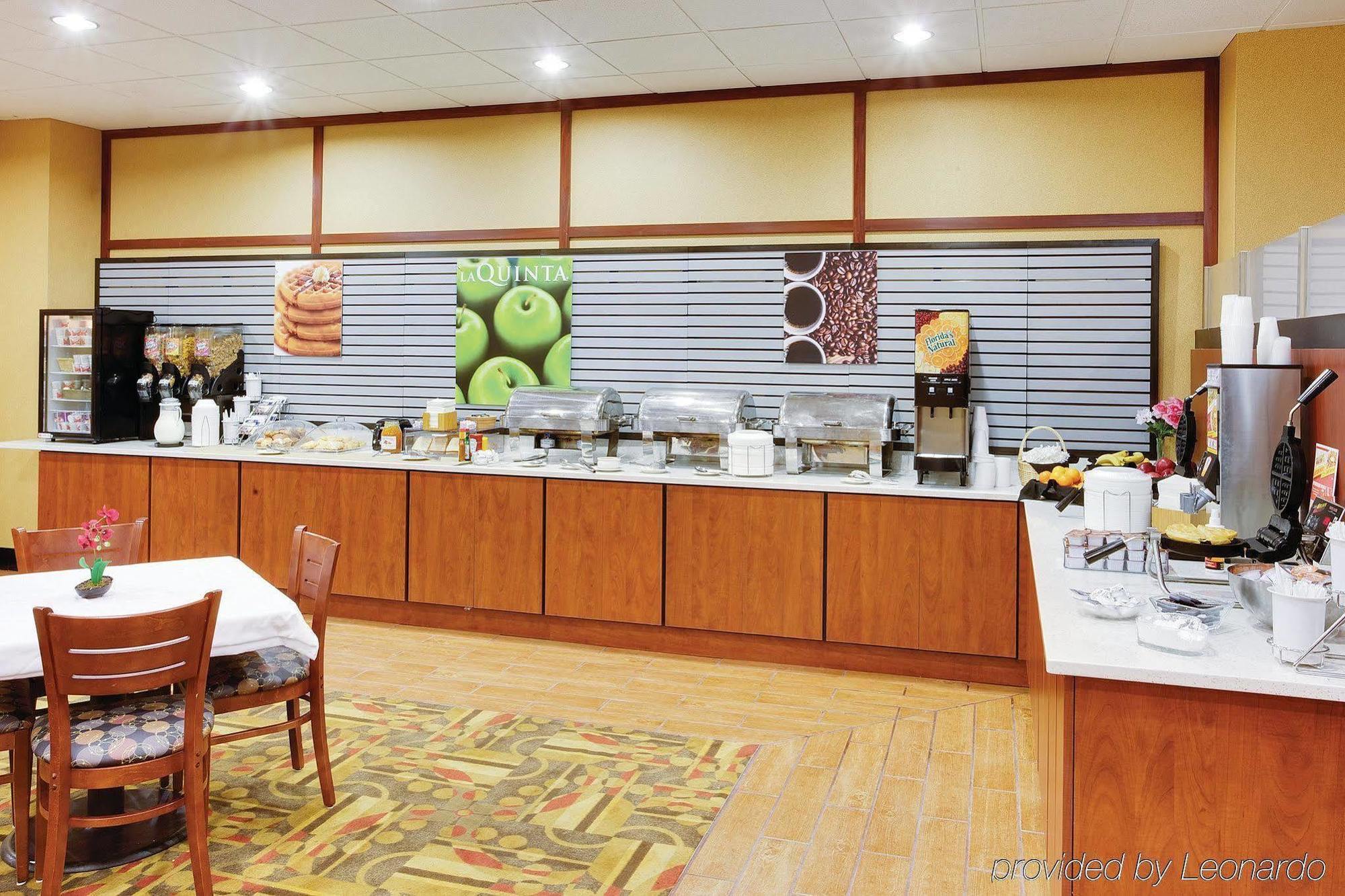 La Quinta Inn & Suites Pittsburgh North McCandless Township Eksteriør bilde